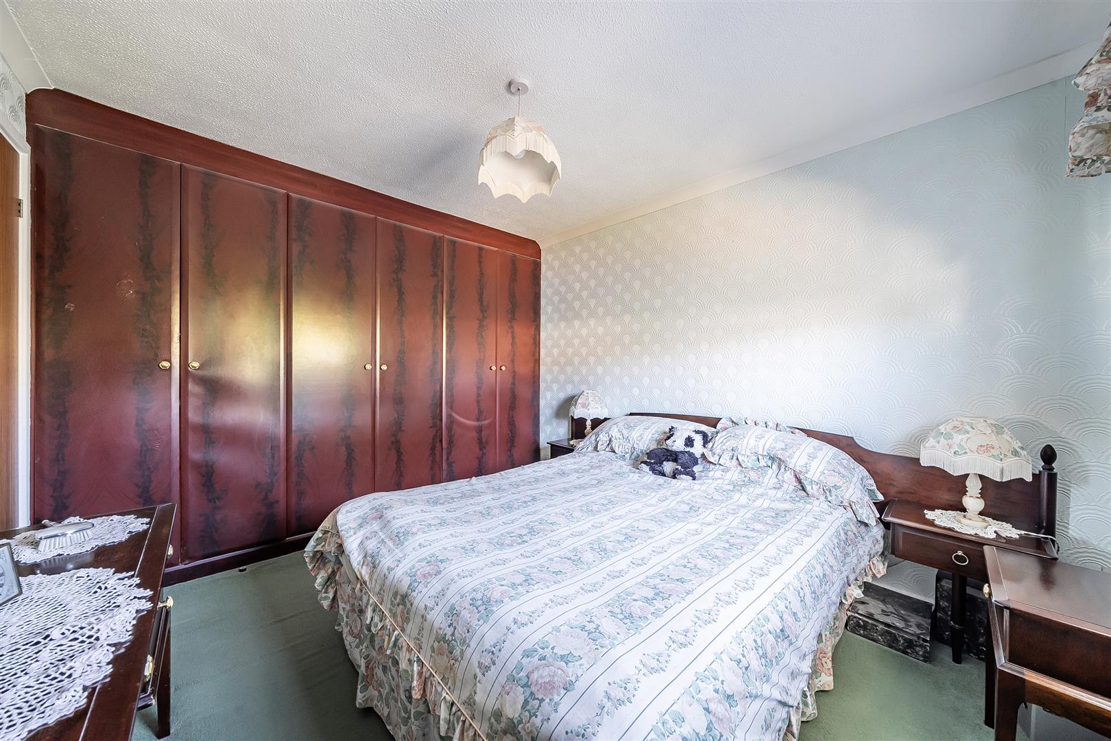 Bryngelli Drive, Treboeth, Swansea, SA5 9BW